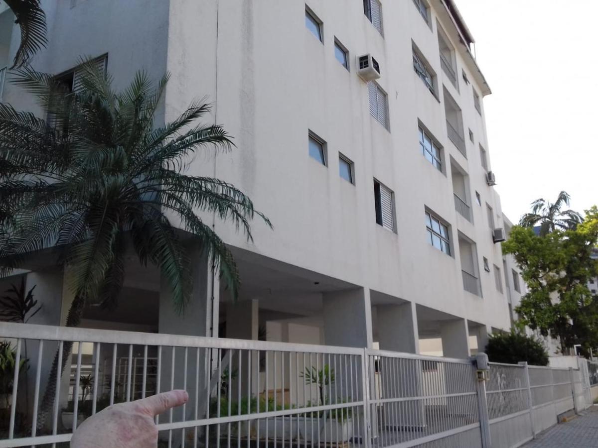 A 250M Da Praia Da Enseada Guarujá Exteriör bild